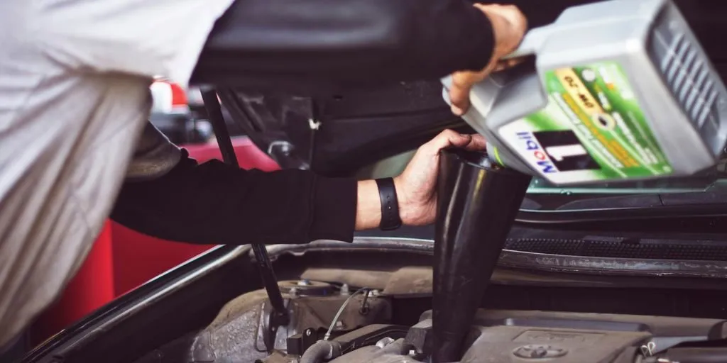 Miksi auto ei puhalla lämmintä pakkasella? Ongelmat ja ratkaisut