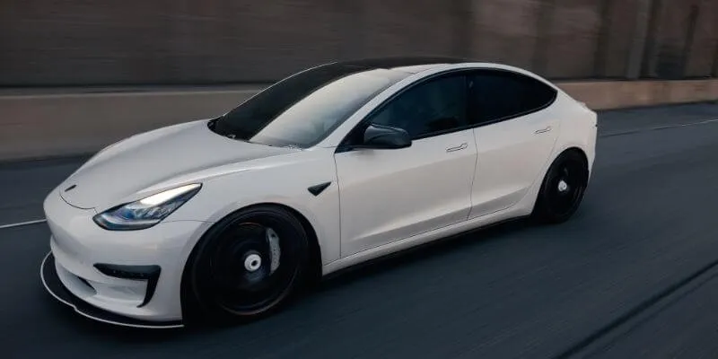 Onko mahdollista saada Tesla arvontapalkinnoksi?